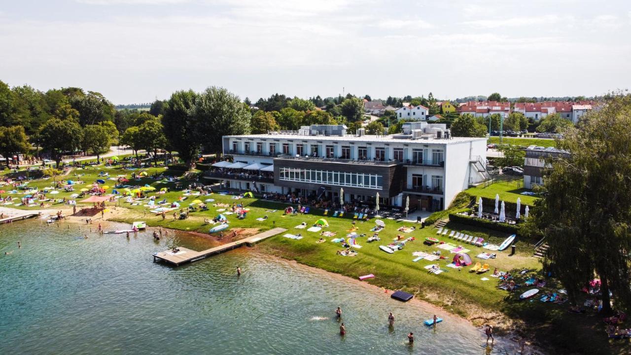 Neufeldersee Hotel & Restaurant Neufeld an der Leitha Exteriör bild